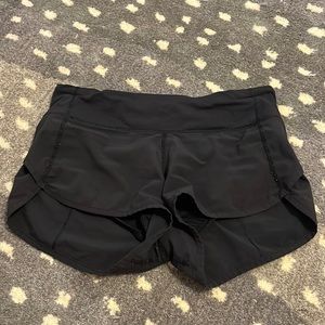 Black lulu speedy shorts
